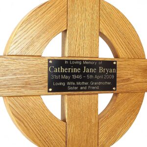 48 inch celtic cross with black plaque with gold text, oak - close-up