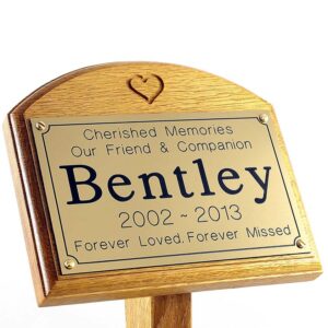 7x5 oak memorial pet ground stake with gold plaque, carved heart, sans-serif