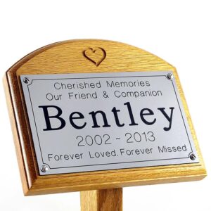 7x5 oak memorial pet ground stake with silver plaque, carved heart, sans-serif
