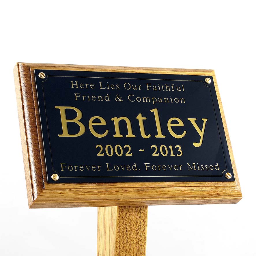 6x4 oak memorial pet ground stake with black plaque and gold text